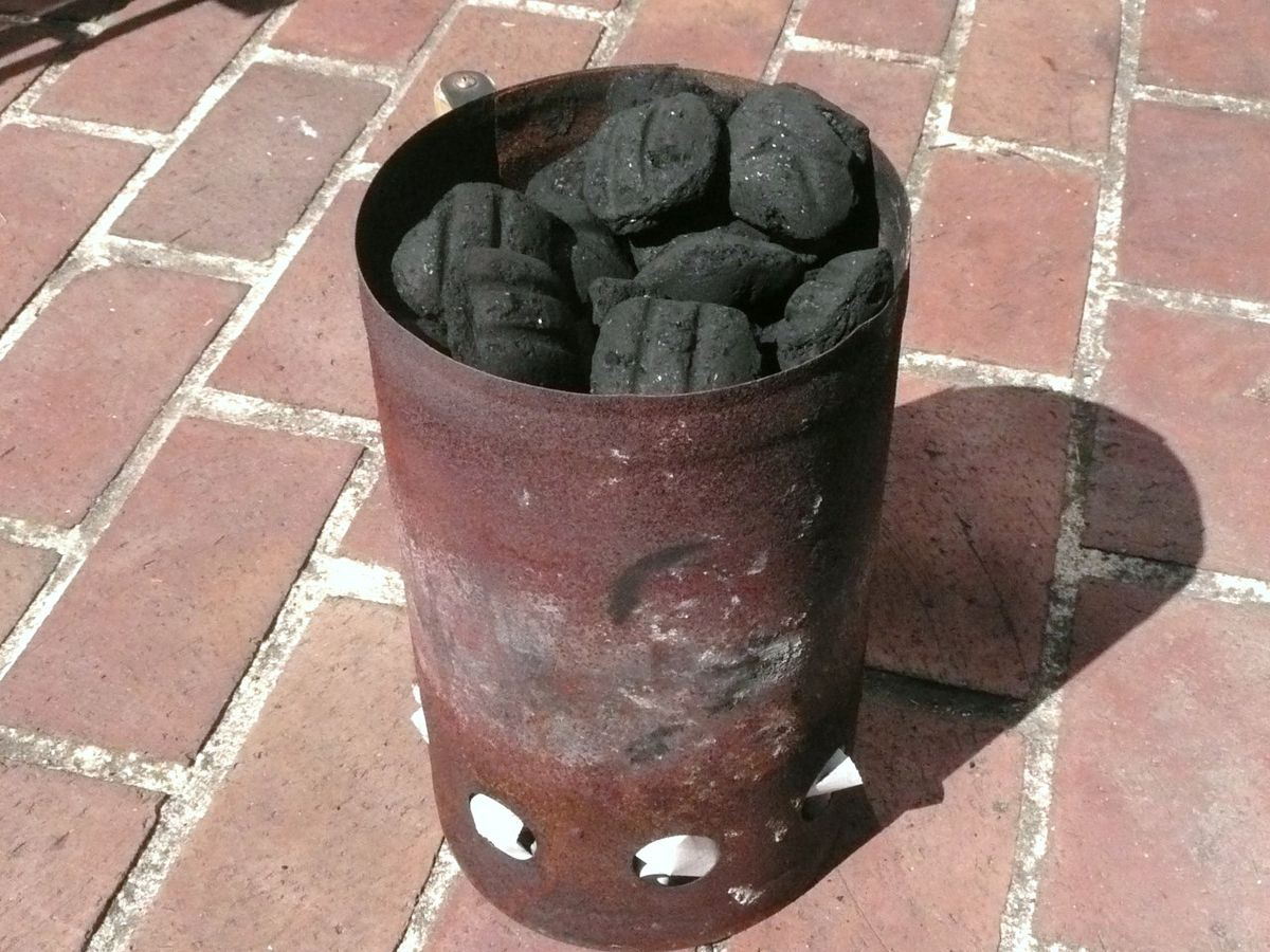 How to start your grill/smoker without lighter fluid SavoryReviews