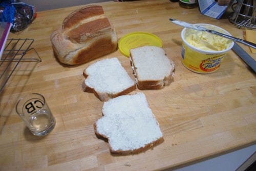 Butter your bread Butter your bread