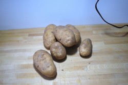 Potatoes Six potatoes make enough for 4 people