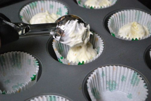 Fill the muffin cups Fill the muffin cups