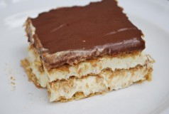 Eclair Cake