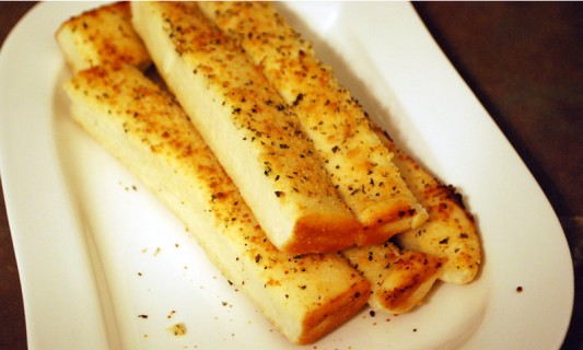 The Pizza Hut Breadstick Recipe The Pizza Hut Breadstick Recipe