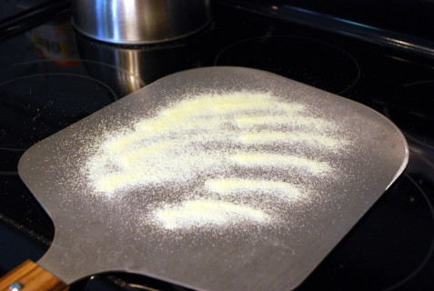 Dust a peel