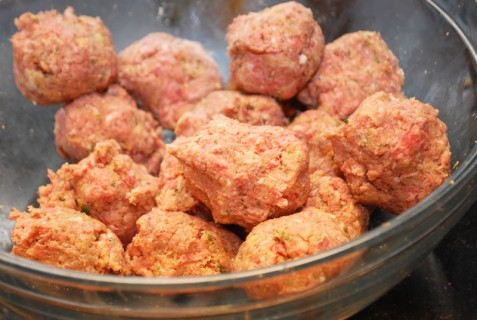 Portion into equal sized meatballs Portion into equal sized meatballs