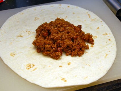 Fill the tortilla